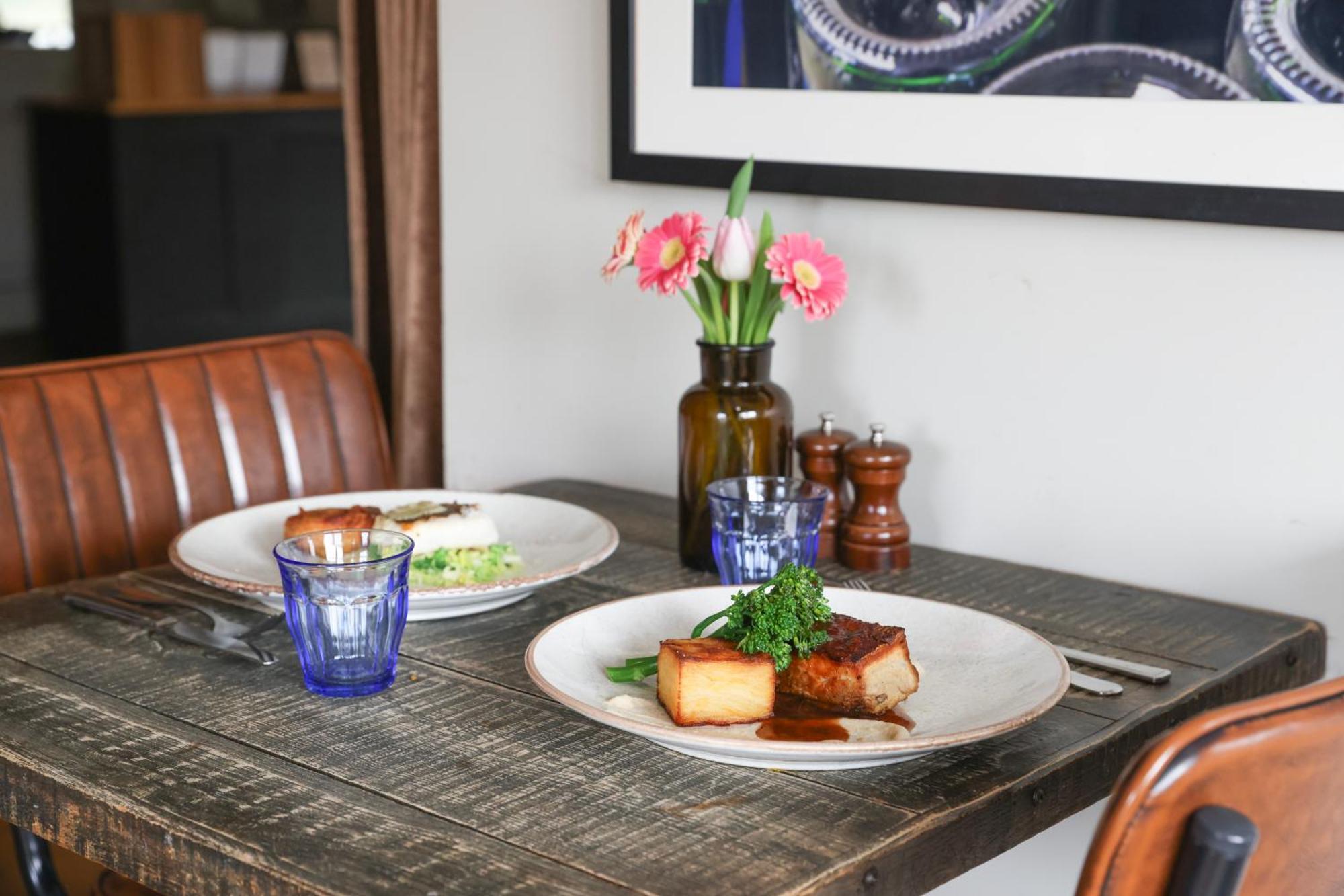 The Goudhurst Inn Buitenkant foto
