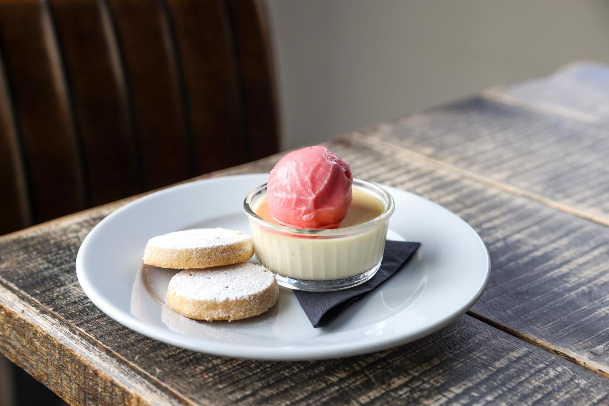 The Goudhurst Inn Buitenkant foto