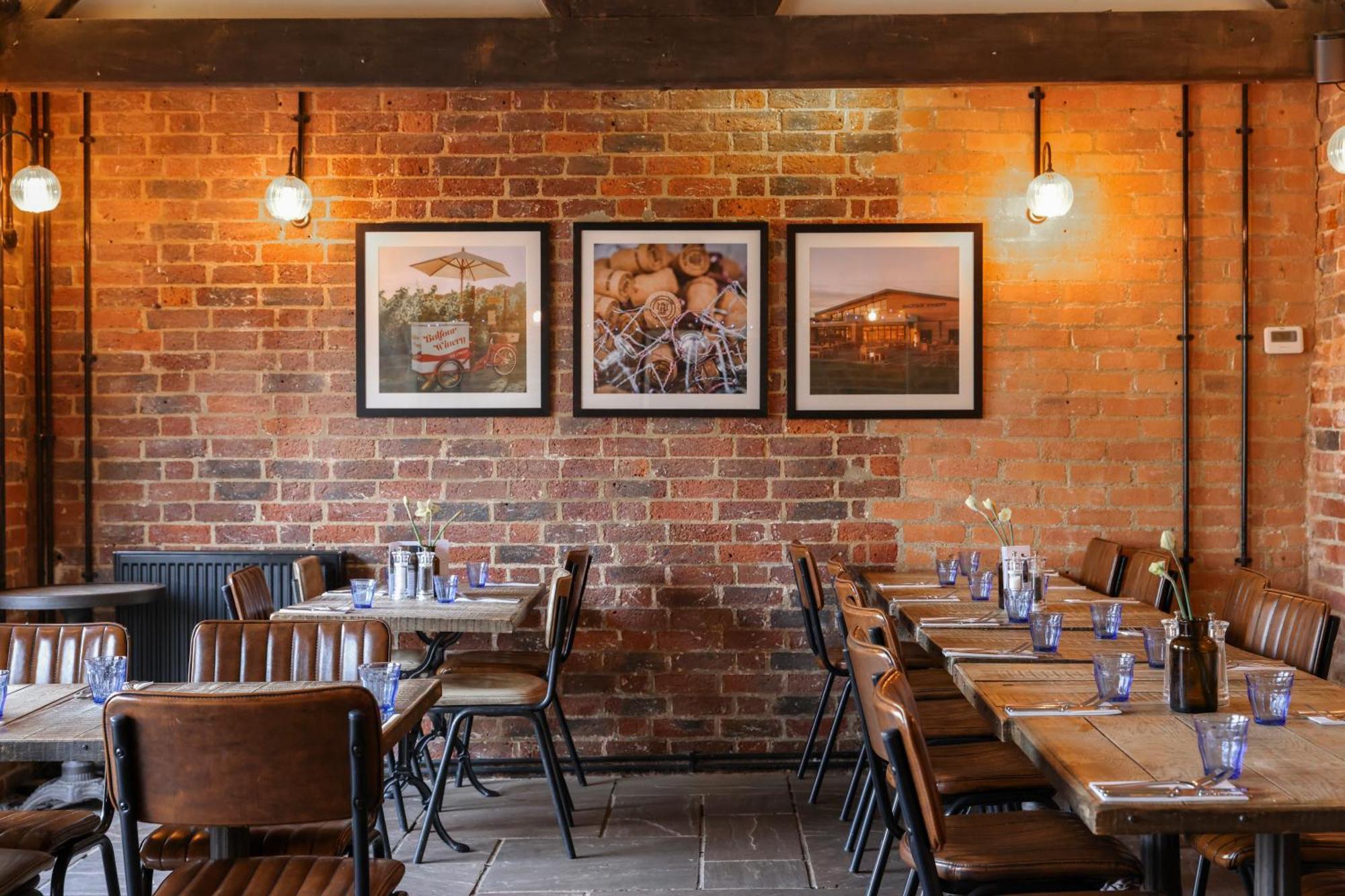 The Goudhurst Inn Buitenkant foto